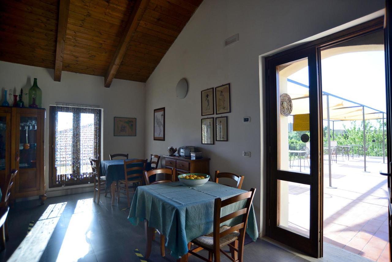 Casa Del Geco Panzió Paestum Kültér fotó